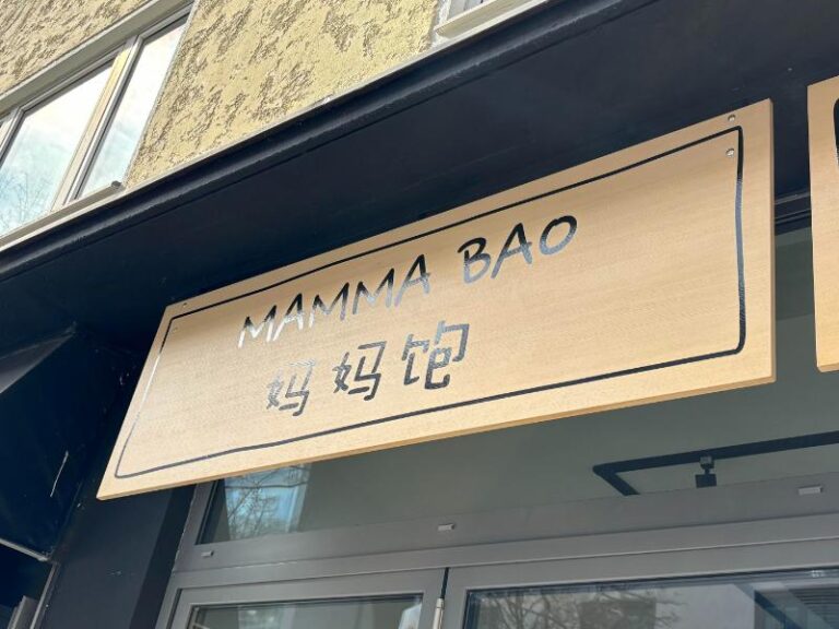 Biang Biang Nudeln bei Mamma Bao in der Augustenstraße probieren